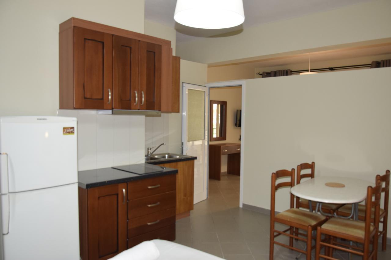 Zotos Apartment Himare Exterior foto